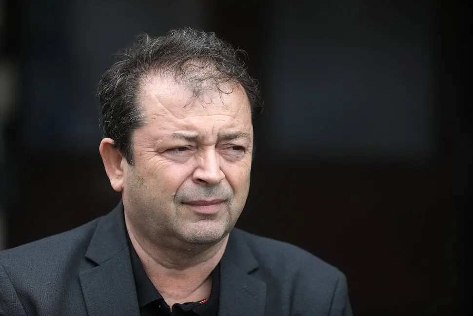 jonjic-press17-091025_69021f42f342f_970x970r